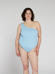 Una One-Piece